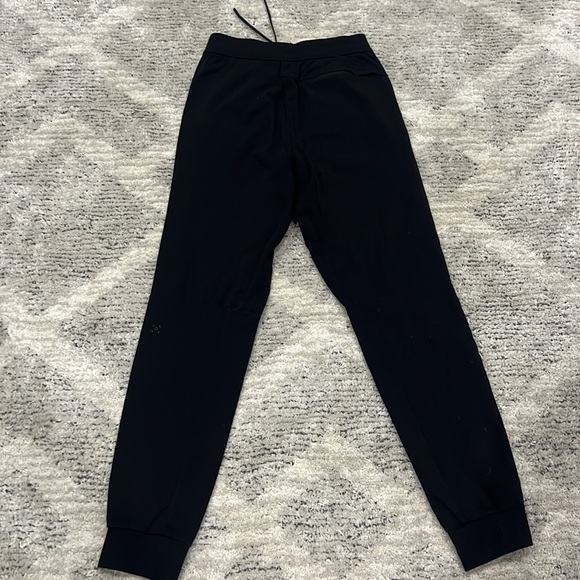 MENS LULULEMON BLACK JOGGER PANTS-XS!  LQQK!!! - Picture 5 of 6